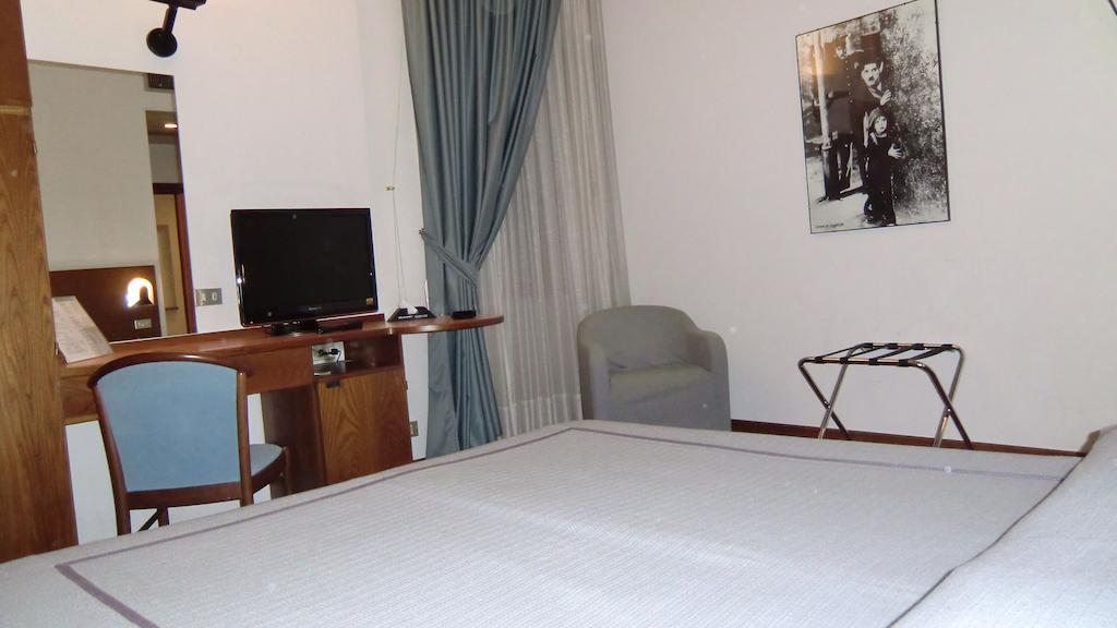 Hotel Giardino Prato  Quarto foto