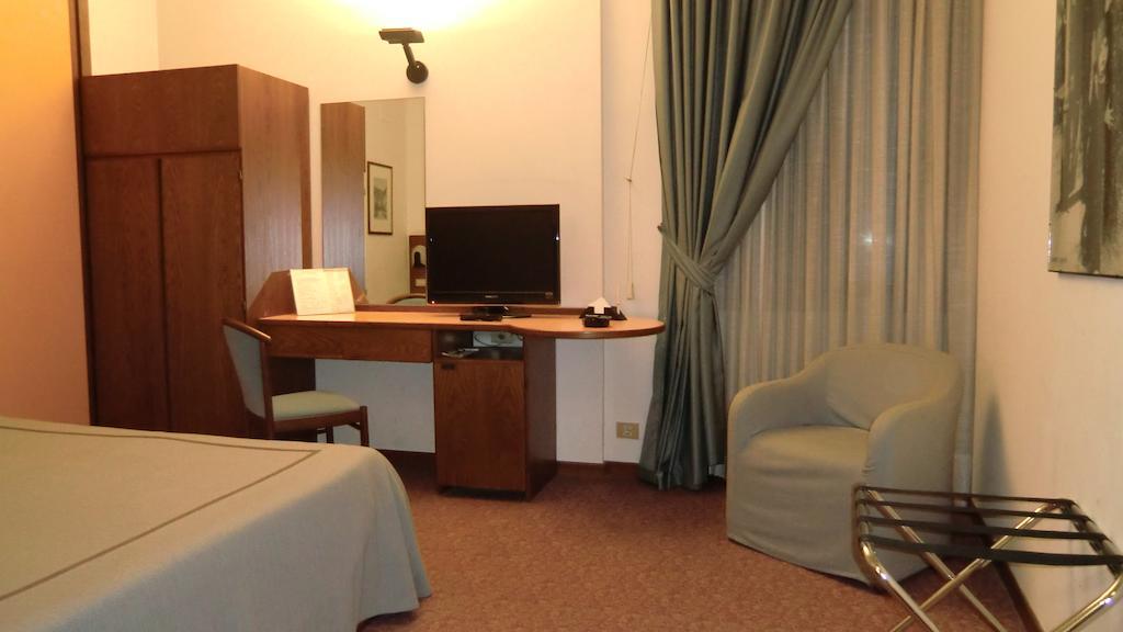 Hotel Giardino Prato  Quarto foto